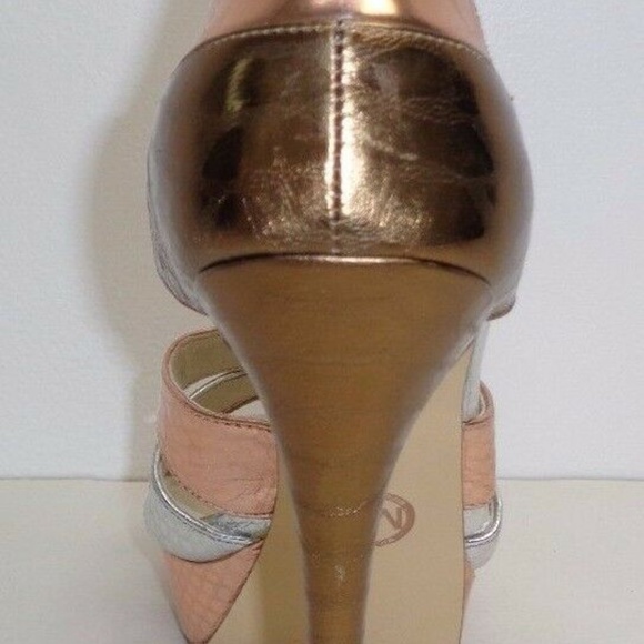 Michael Kors Size 8.5 M LEIGHTON ANKLE STRAP Rose Sandals New Women's Shoes - Picture 5 of 7